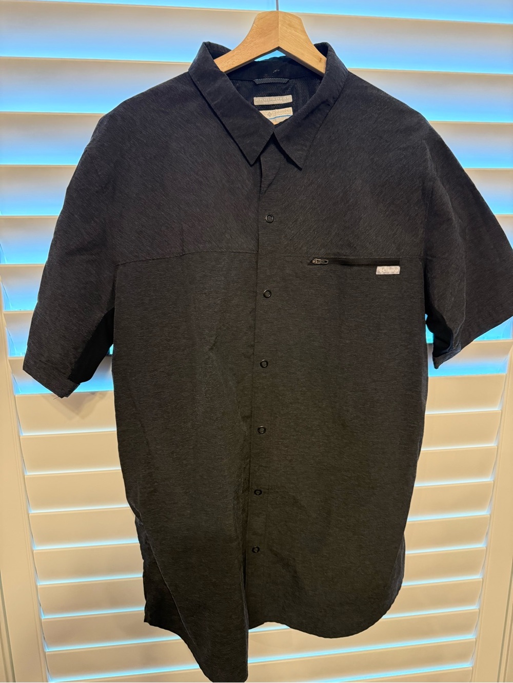 Men's Short Sleeve Button-Up Shirt - Black